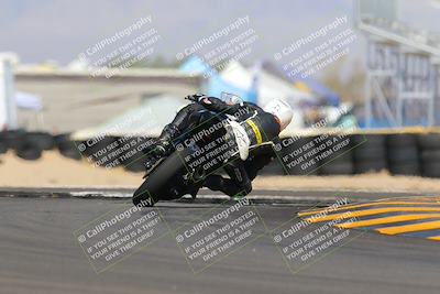 media/Oct-08-2022-SoCal Trackdays (Sat) [[1fc3beec89]]/Turn 16 (125pm)/